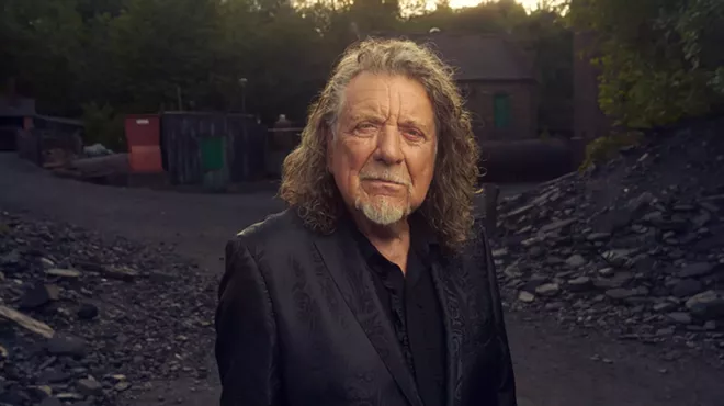 Image: Robert Plant with Saving Grace and Suzi Dian w/spcl guest Rosie Flores