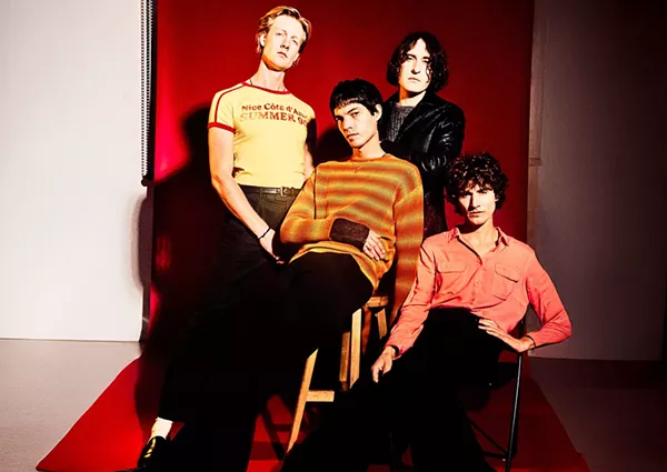 Image: Temples (21 and Over)